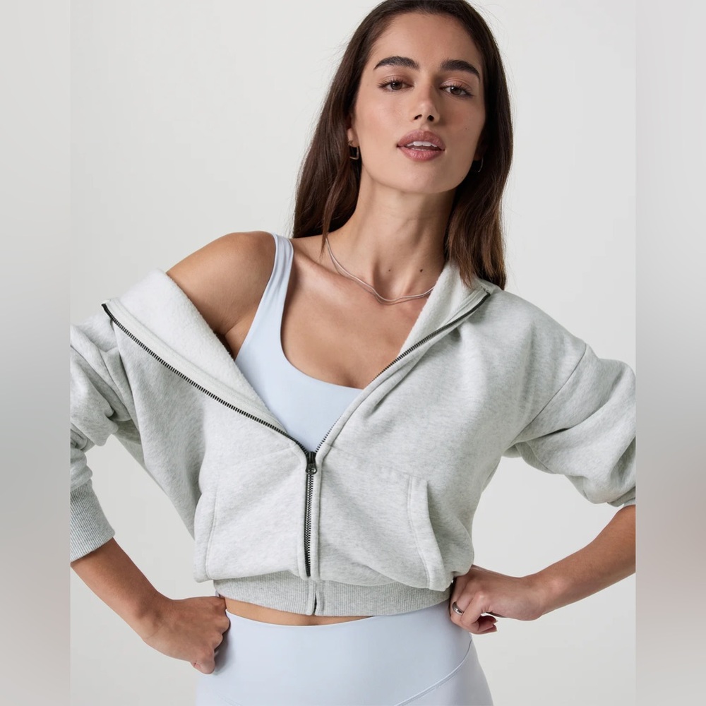 NWT Vuori Restore Full Zip